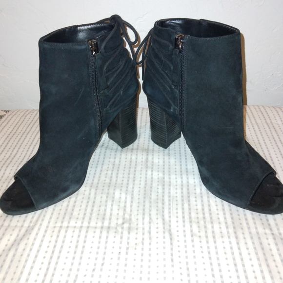 Nine west booties - Picture 2 of 5